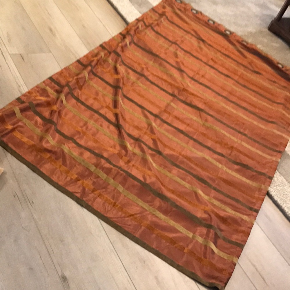 Curtains - Picture 4 of 5
